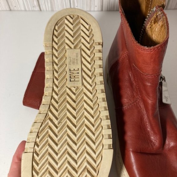 Leather FYRE Gia Lug Zip Bootie Sneaker Clay High Top 7US / Women / F744-W FB932 - Picture 3 of 5